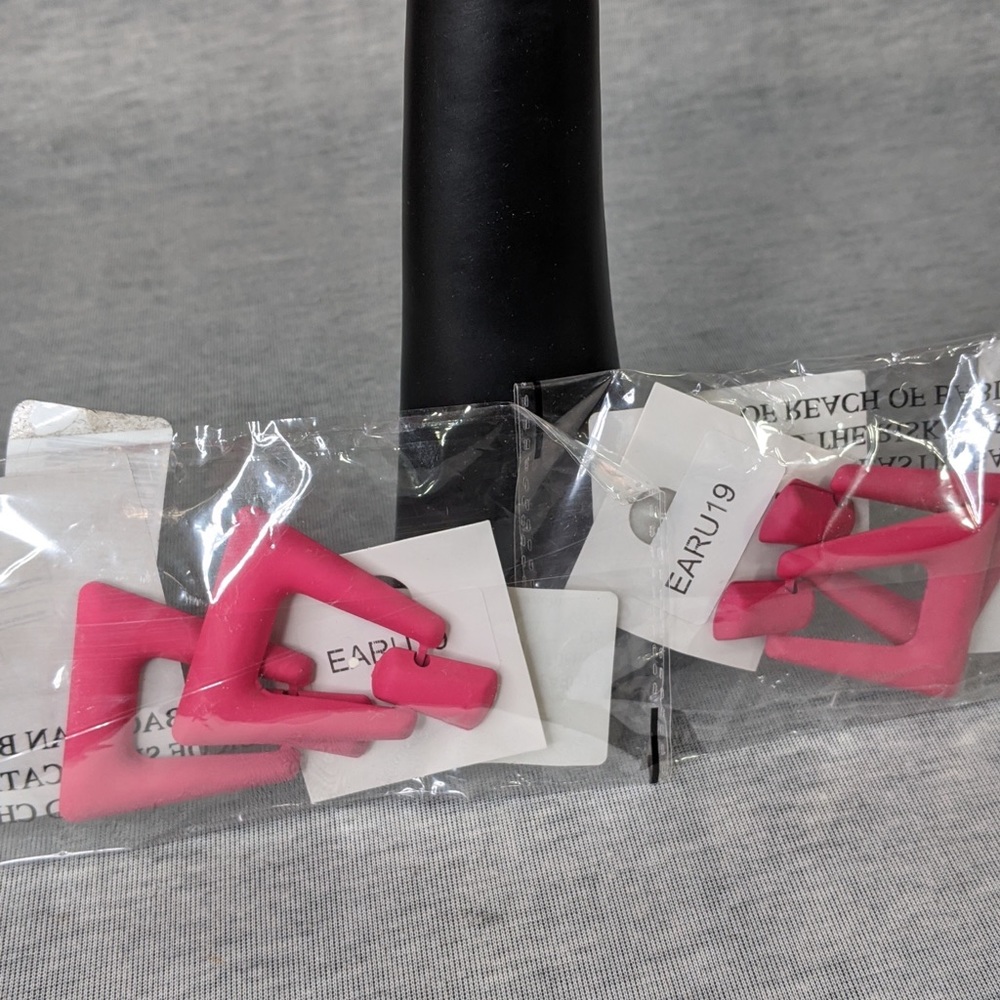 Lot of 2 Fashion Nova Hoop & Dangle Earrings - Picture 6 of 8
